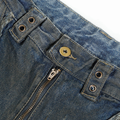 DISTRESSED DETAIL DENIM